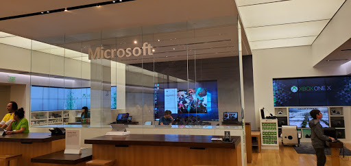 Computer Store «Microsoft Store - Scottsdale Fashion Square», reviews and photos, 7014 E Camelback Rd #1288, Scottsdale, AZ 85251, USA