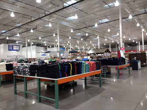 Warehouse store «Costco Wholesale», reviews and photos, 10088 Gulf Center Dr, Fort Myers, FL 33913, USA