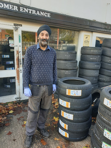 Saving On Tyres Leicester - Leicester