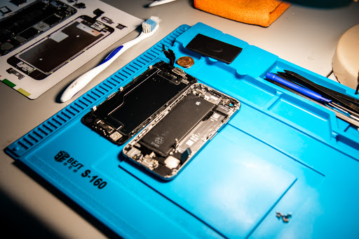 Cell Phone Store «Cartersville Cell Phone Repair LLC», reviews and photos, 106 Merchants Square Dr, Cartersville, GA 30121, USA