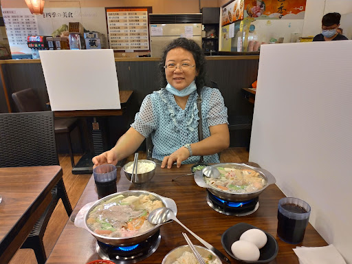 麗媽四季鍋經國店 的照片