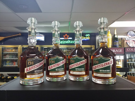 Liquor Store «Empire Package Super Store», reviews and photos, 5420 Peachtree Blvd, Chamblee, GA 30341, USA