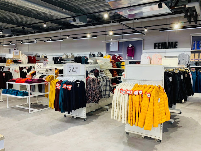 Rezensionen über GÉMO COURRENDLIN Vêtements et Chaussures in Delsberg - Bekleidungsgeschäft