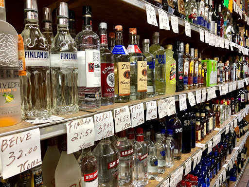 Liquor Store «New Ozone Park Liquor Store», reviews and photos, 9710 101st Ave, Jamaica, NY 11416, USA