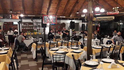 Las Brasas Parrilla Restaurante - Gallo, Esquina, Av. Adolfo Alsina 1204, B1832 Lomas de Zamora, Provincia de Buenos Aires, Argentina