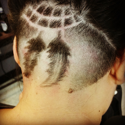 Barber Shop «Chacabana Barber Shop», reviews and photos, 5002 Eisenhauer Rd, San Antonio, TX 78218, USA