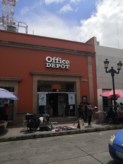 Office Depot - Av, 5 de Mayo 208A, Centro, 37000 León, Gto.