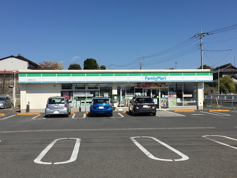 ファミリーマート 前橋田口町店