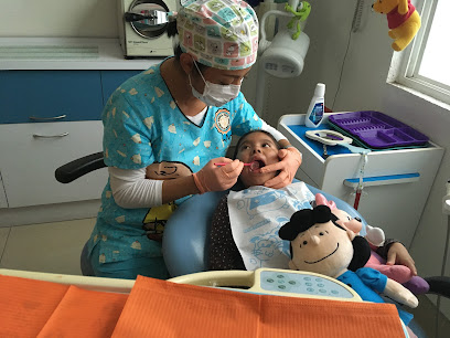 Dentista para Niños Creando Sonrisas Sanas