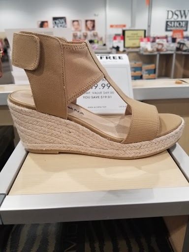 DSW Designer Shoe Warehouse