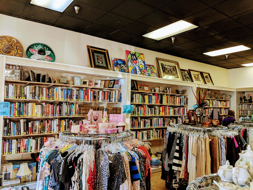 Book Store «Goodwill Bookstore & Donation Center - Oak Park», reviews and photos, 624 Lindero Canyon Rd, Oak Park, CA 91377, USA