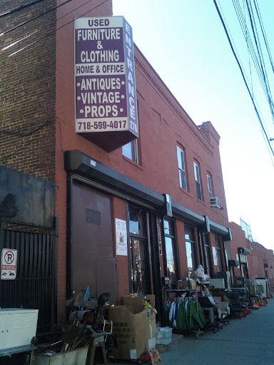 Green Village Used Clothing, 276 Starr St, Brooklyn, NY 11237, USA, 