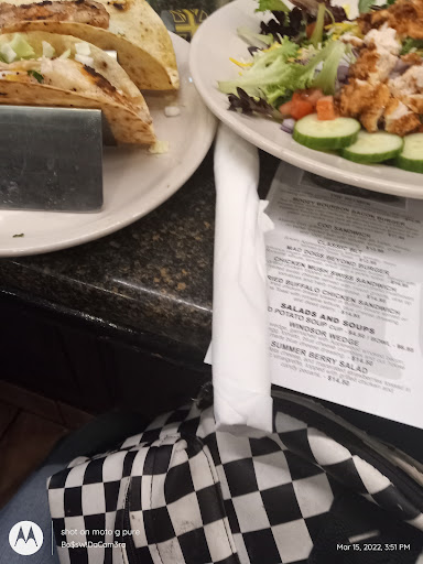 Pub «Mad Dogs British Pub Riverwalk», reviews and photos, 123 Losoya St #19, San Antonio, TX 78205, USA