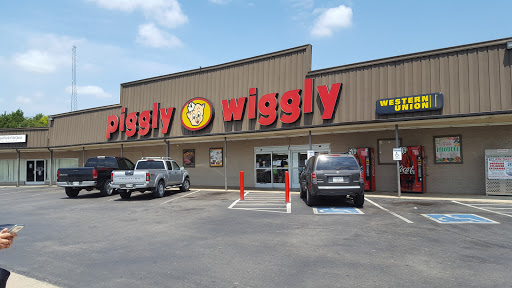 Grocery Store «Piggly Wiggly», reviews and photos, 874 Union St, Shelbyville, TN 37160, USA