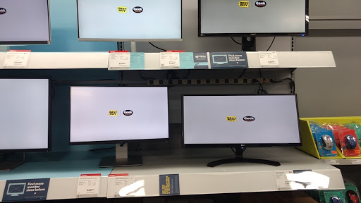 Electronics Store «Best Buy», reviews and photos, 2833 W Ridge Rd, Rochester, NY 14626, USA