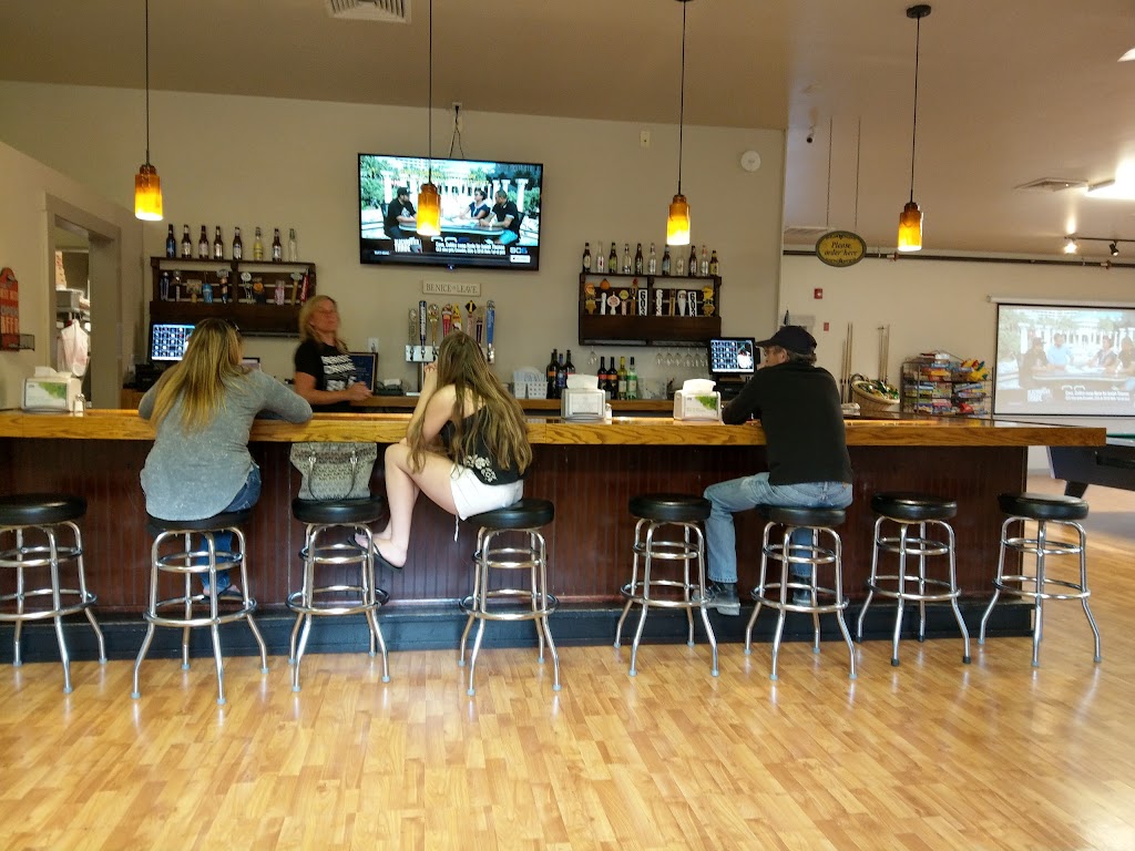 Farmington House of Pizza 03835