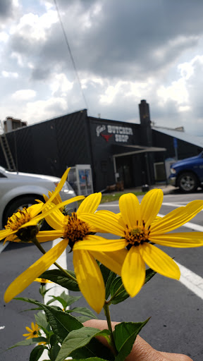 Butcher Shop «Flat Rock Party Store», reviews and photos, 28418 Telegraph Rd, Flat Rock, MI 48134, USA