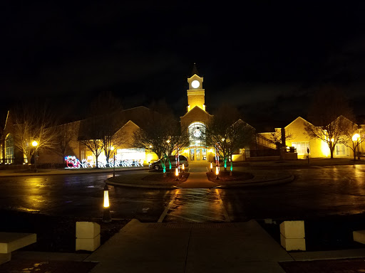 Community Center «Middleburg Heights Community Center», reviews and photos, 16000 Bagley Rd, Cleveland, OH 44130, USA