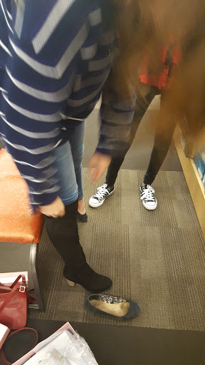 Shoe Store «DSW Designer Shoe Warehouse», reviews and photos, 6636 E State St, Rockford, IL 61108, USA