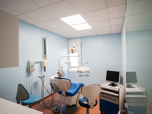 Clínica Médico Odontológica La Florida en La Florida, Barcelona