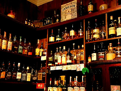 Planta Alta Whiskey Bar