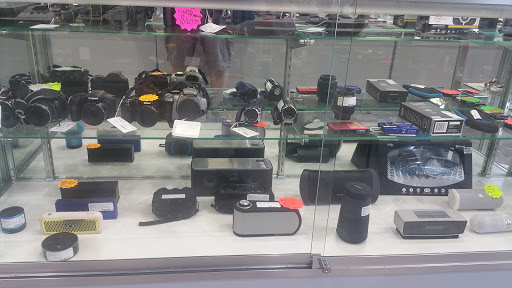 Pawn Shop «National Pawn & Jewelry», reviews and photos, 1350 E Palm Valley Blvd, Round Rock, TX 78664, USA