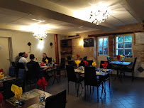 Atmosphère du Restaurant français Au Fil de la Benaize à Saint-Hilaire-sur-Benaize - n°2