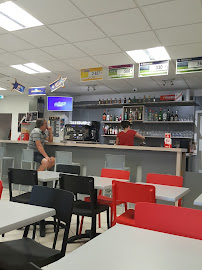 Atmosphère du Pizzeria Bar chez calou Pizzas à Nespouls - n°2