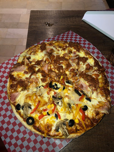 Bros Pizzería