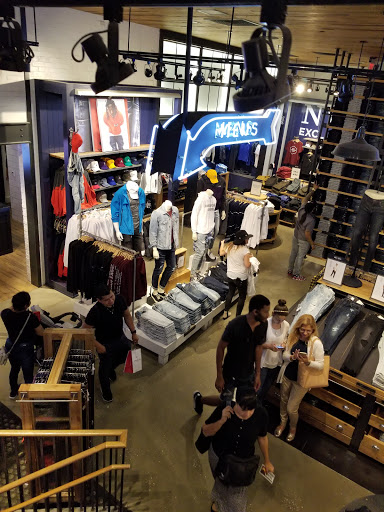 Clothing Store «AEO & Aerie Store», reviews and photos, 1551-1555 Broadway, New York, NY 10036, USA