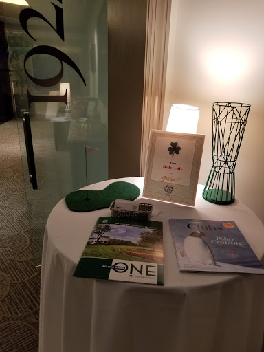 Country Club «Rolling Green Country Club», reviews and photos, 2525 E Rand Rd, Arlington Heights, IL 60004, USA