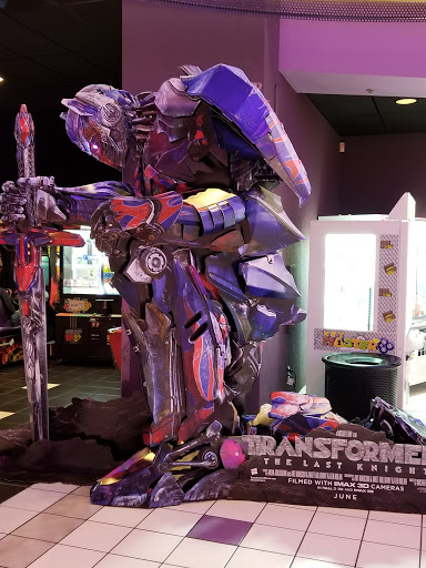 Movie Theater «Regal Cinemas Cobblestone Square 20», reviews and photos, 5500 Cobblestone Rd, Elyria, OH 44035, USA