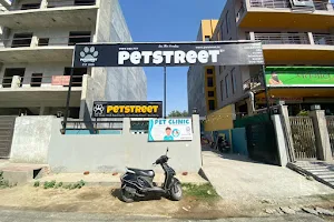 Petstreet - Store | Grooming | Veterinary Clinic | Boarding | Aquariums image