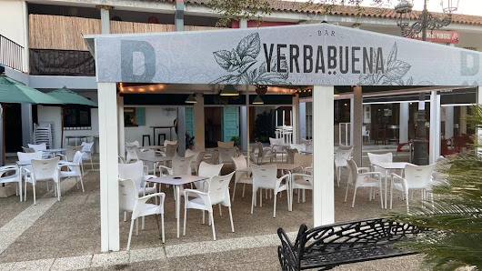 Restaurante Yerbabuena Castellar Pl. Andalucia, 26, 11350 Castellar de la Frontera, Cádiz, España