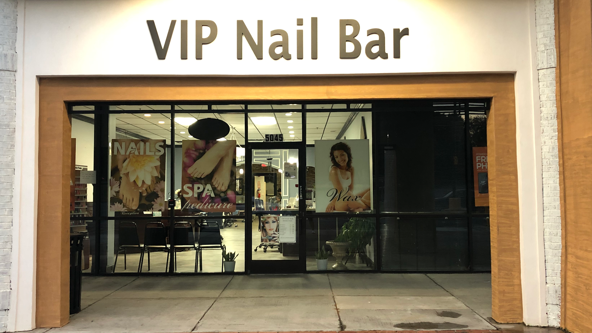 VIP Nail Bar