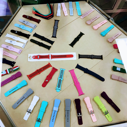 Cell Phone Store «Cell Phone Repair Computer And Unlocks», reviews and photos, 4974 W Irlo Bronson Memorial Hwy, Kissimmee, FL 34746, USA