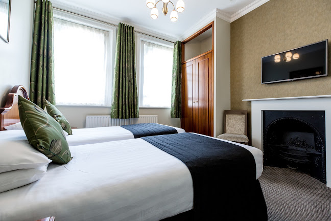 Reviews of Kensington Gardens Hotel in London - Hotel