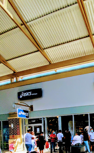 Shoe Store «ASICS Outlet», reviews and photos, 29300 Hempstead Rd #1107, Cypress, TX 77433, USA