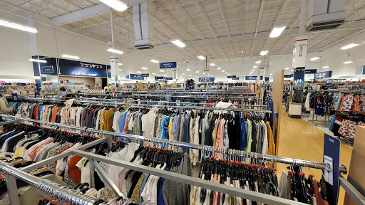 Department Store «Marshalls», reviews and photos, 1158 W Boughton Rd, Bolingbrook, IL 60440, USA