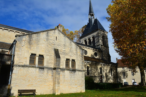 Église catholique Église Sainte-Chantal de Dijon Dijon