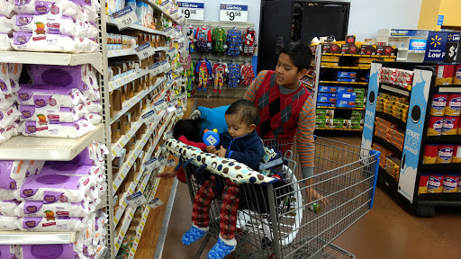 Department Store «Walmart Supercenter», reviews and photos, 14800 Fort Campbell Blvd, Oak Grove, KY 42262, USA