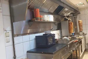 Döner und Pizza Palast image