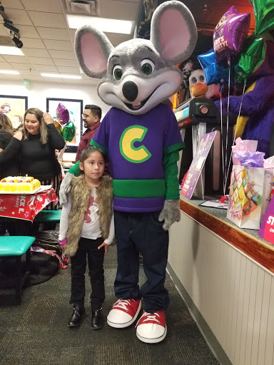 Shopping Mall «Bell Shopping Center», reviews and photos, 5029 E Florence Ave, Bell, CA 90201, USA