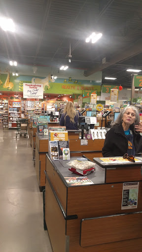 Natural Foods Store «Natural Grocers», reviews and photos, 3440 S Tower Rd, Aurora, CO 80013, USA