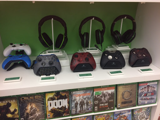 Computer Store «Microsoft Store - International Plaza», reviews and photos, 2223 N Westshore Blvd, Tampa, FL 33607, USA