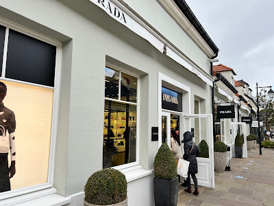 Versace à Serris