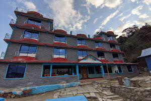 Hotel Snowland image