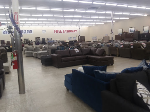 Furniture Store «American Freight Furniture and Mattress», reviews and photos, 2921 S Orlando Dr #110, Sanford, FL 32773, USA