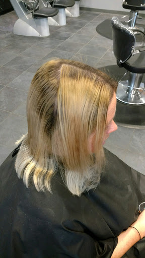 Beauty Salon «Victor Victoria Salon & Spa», reviews and photos, 1105 Howard St #202, Omaha, NE 68102, USA