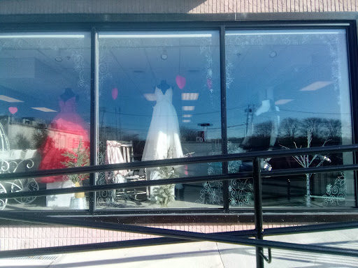 Bridal Shop «Fantasia Bridal Center», reviews and photos, 29 Rocky Point Yaphank Rd, Rocky Point, NY 11778, USA